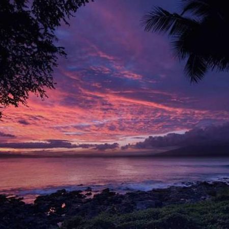 Condos At Napili Point Лахайна Екстериор снимка