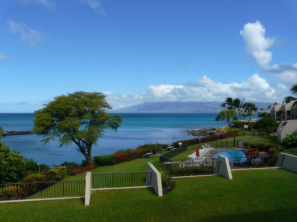 Condos At Napili Point Лахайна Екстериор снимка