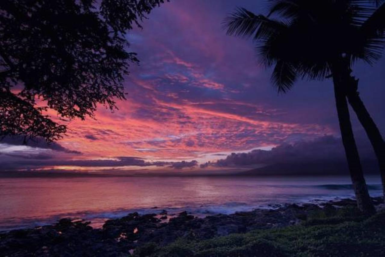 Condos At Napili Point Лахайна Екстериор снимка
