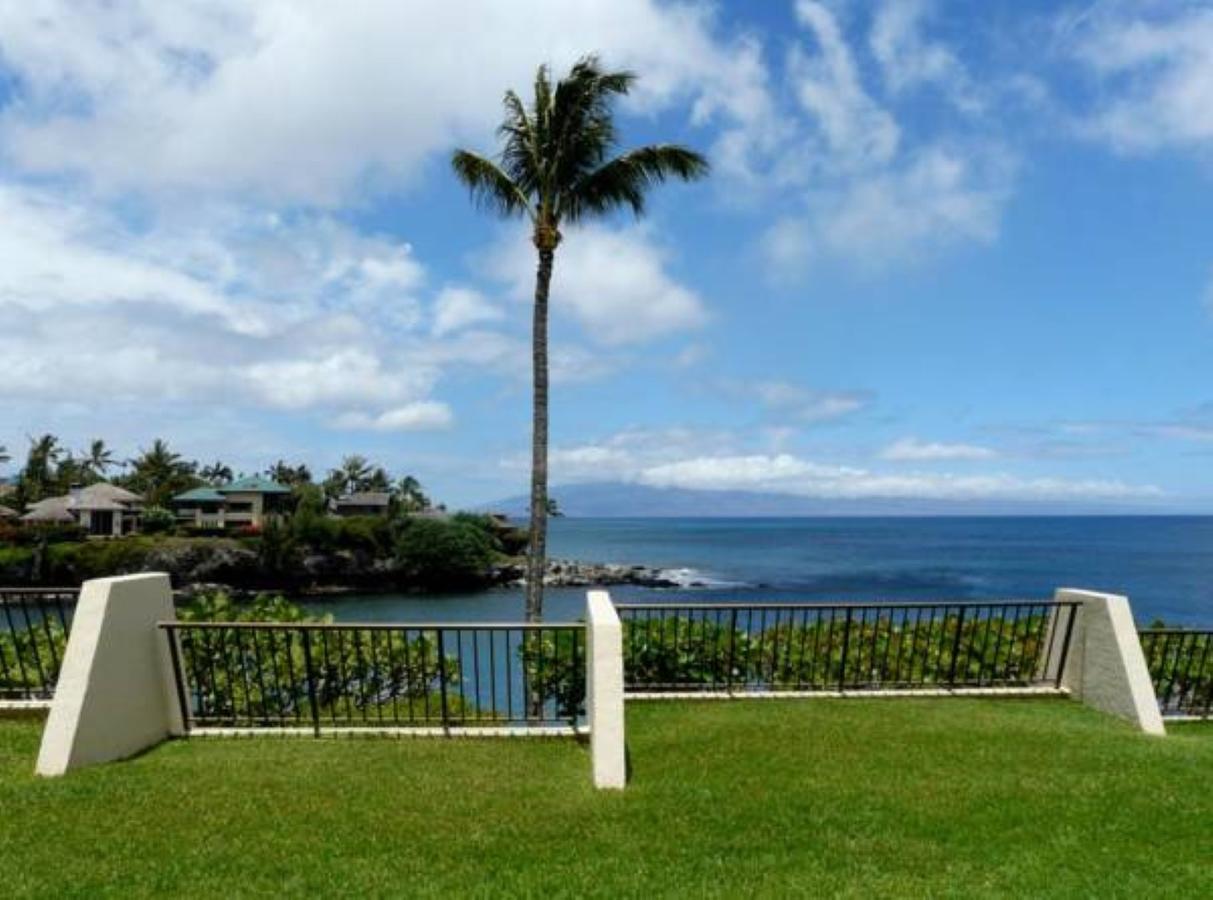 Condos At Napili Point Лахайна Екстериор снимка